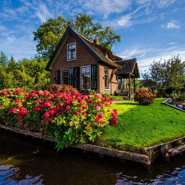 Giethoorn: Highlight Rondvaart & Dorpsbezichtiging