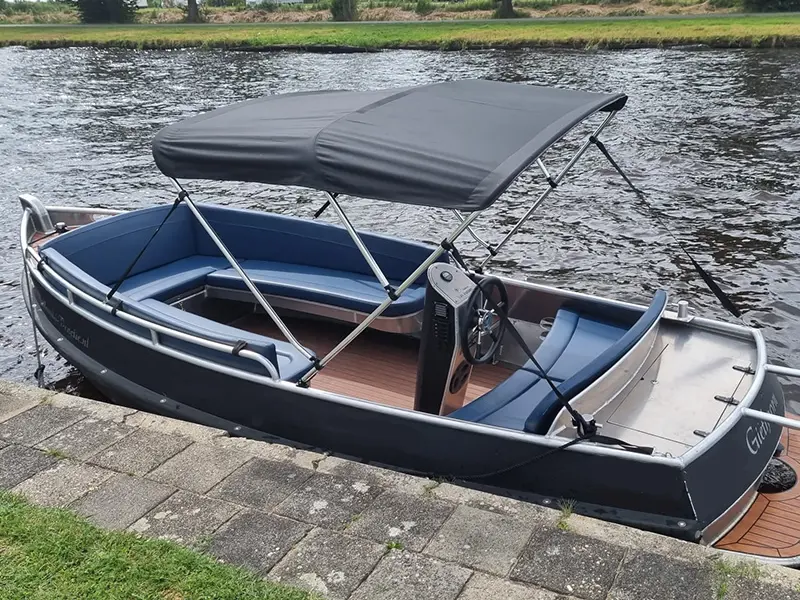 Sloep Giethoorn Sunroof